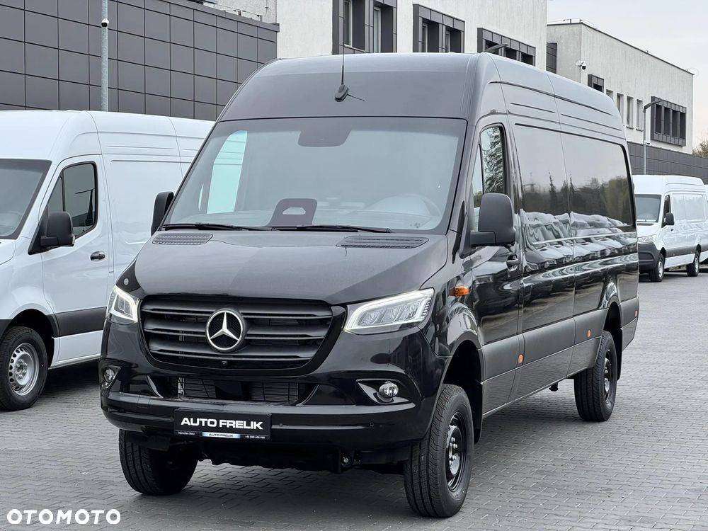 Mercedes-Benz Sprinter - 4