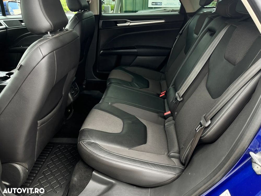 Ford Mondeo - 12