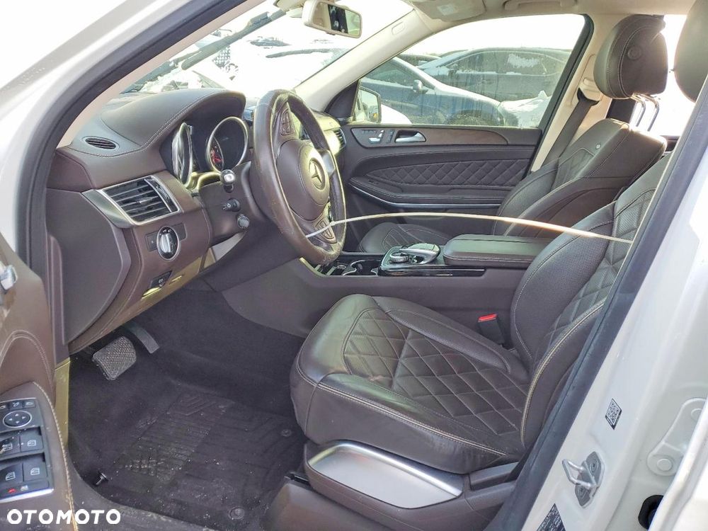 Mercedes-Benz GLS 500 4-Matic - 9
