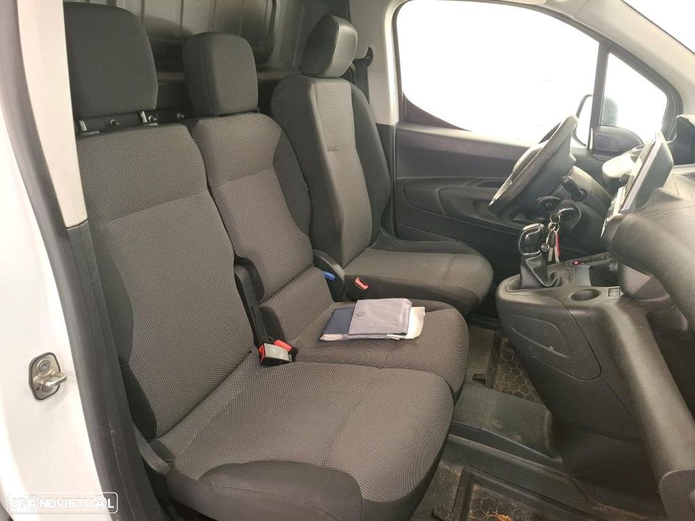 Peugeot Partner Premium 1.6 HDi 100CV * Gps/AC/ IVA incluído - 8