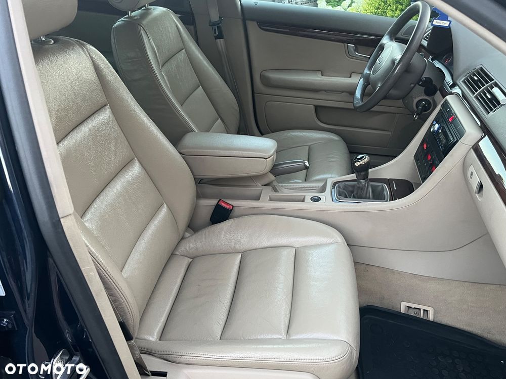 Audi A4 Limousine 2 - 27