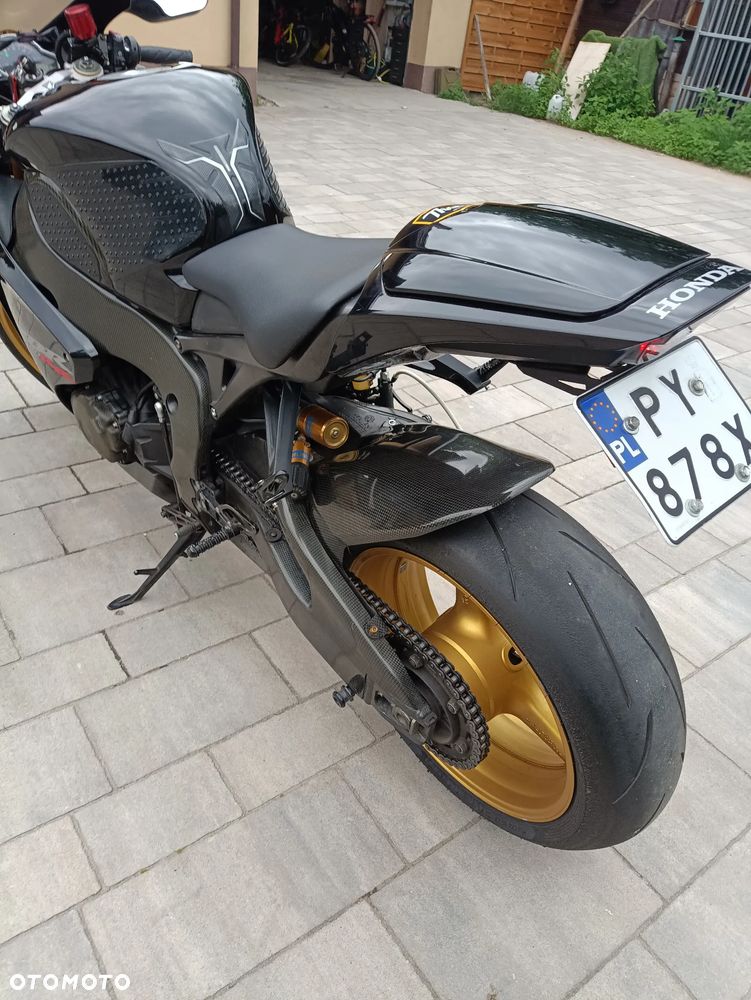 Honda CBR - 13