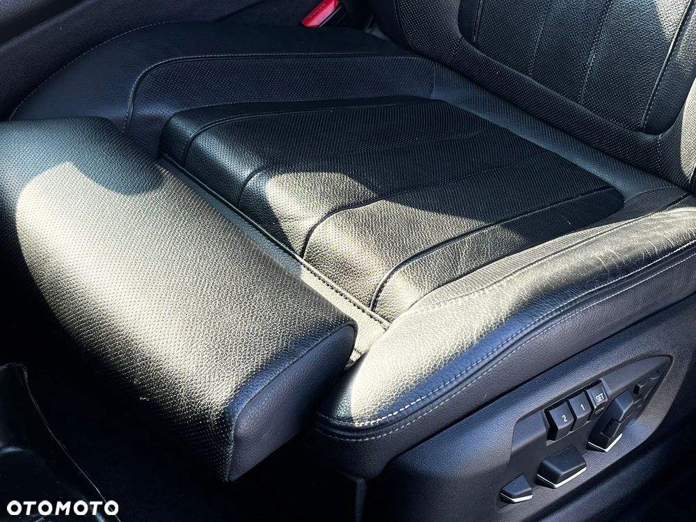 BMW X6 xDrive40d - 22
