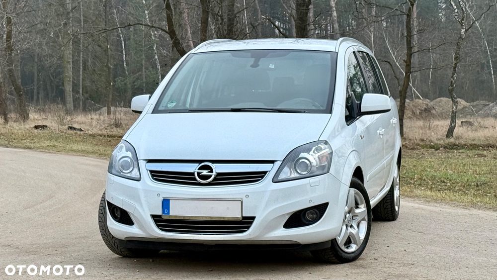 Opel Zafira - 2