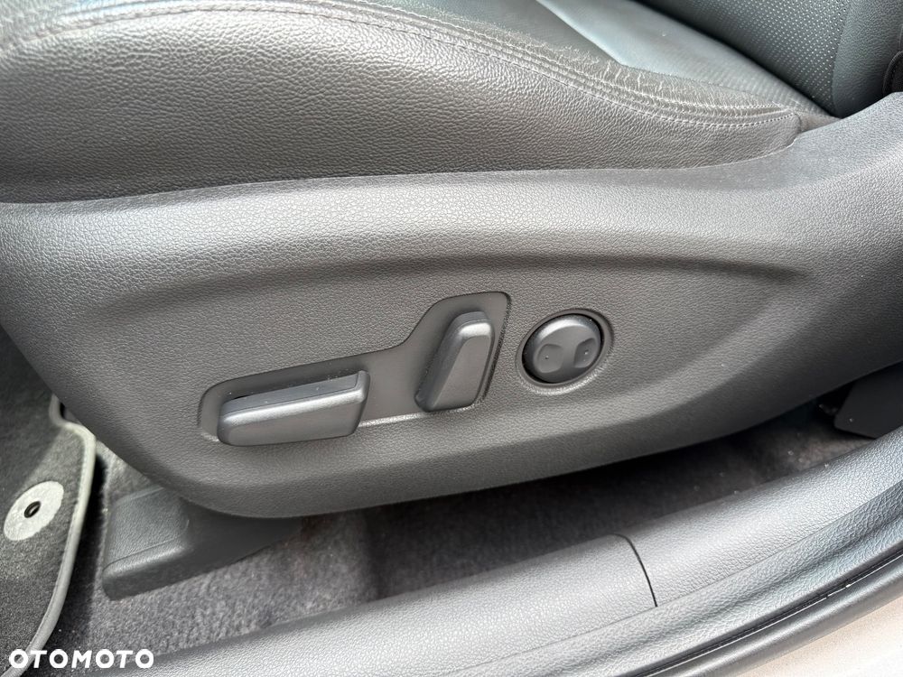 Hyundai Tucson 1.6 Turbo 4WD Premium - 22