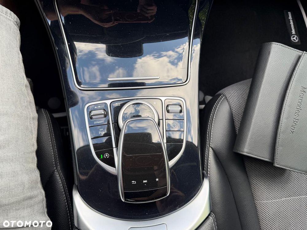Mercedes-Benz Klasa C 200 7G-TRONIC Exclusive - 21