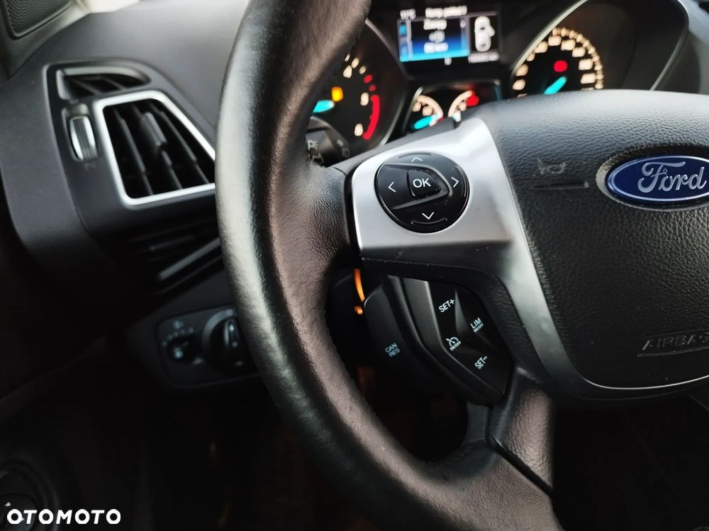 Ford Kuga 2.0 TDCi 4x4 Titanium - 28