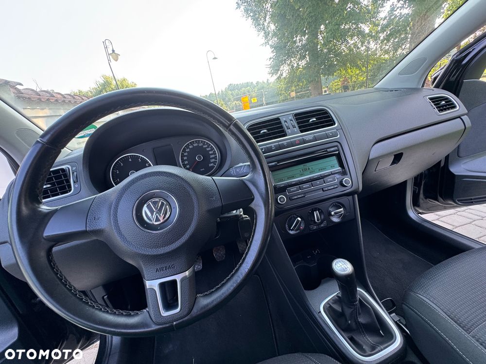 Volkswagen Polo - 14