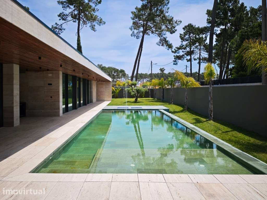 Moradia isolada T5, arquitetura contemporânea com piscina - Verdizela - Grande imagem: 2/60