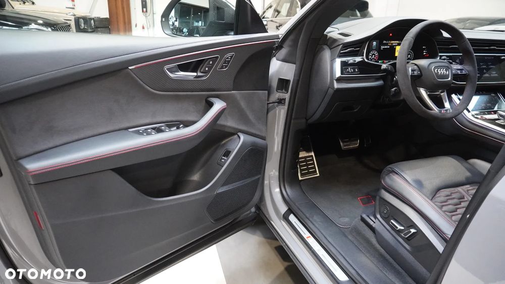 Audi RS Q8 TFSI Quattro Tiptronic - 5