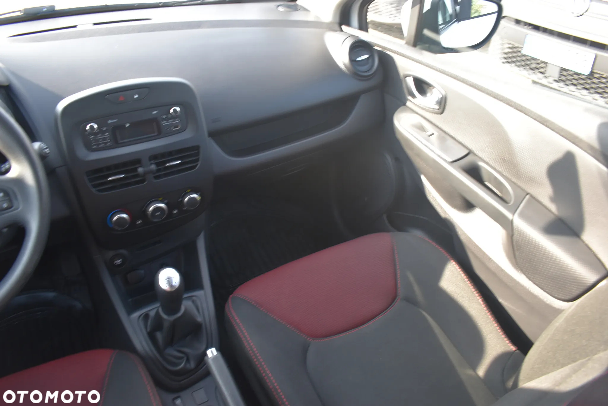 Renault Clio 1.5 dCi Business - 21