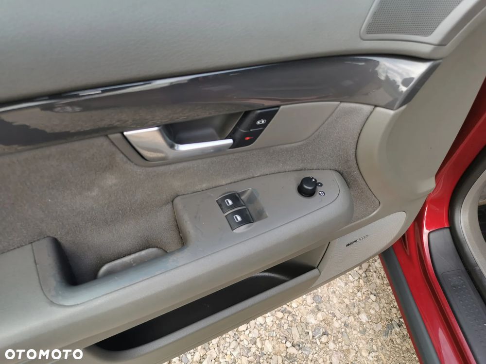 Audi A4 Limousine 2 - 33