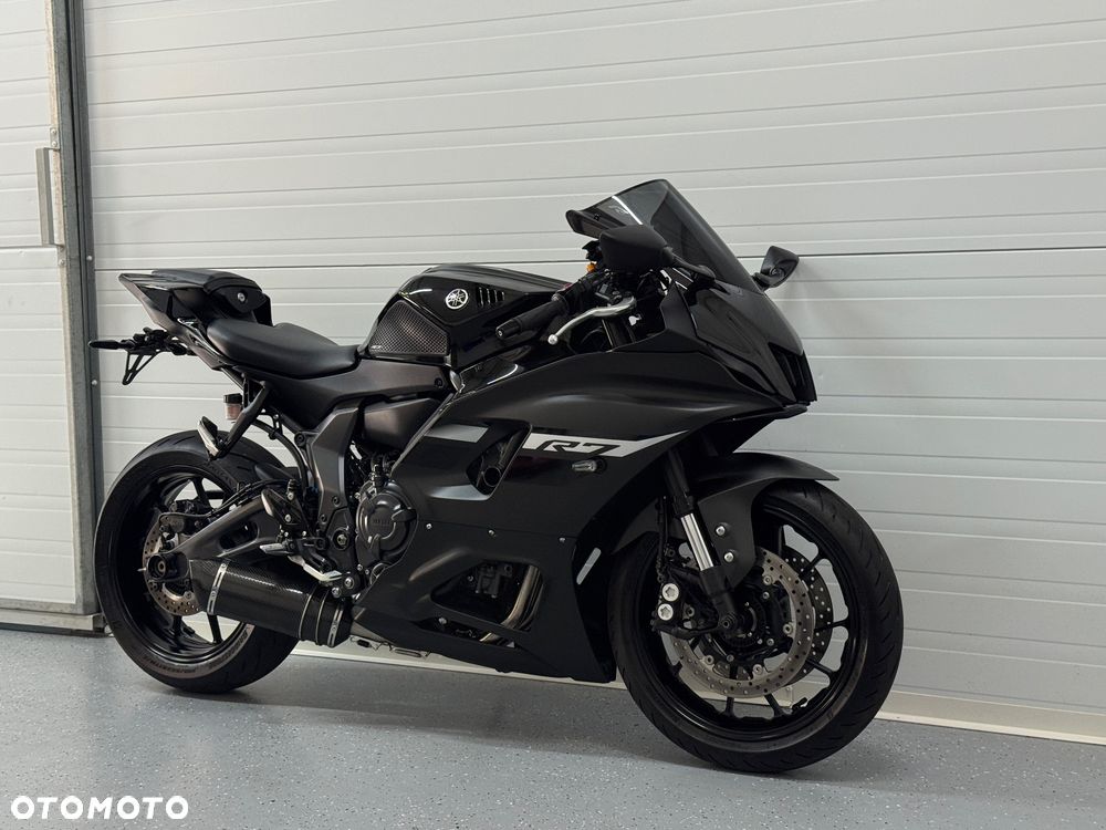 Yamaha R7 - 1
