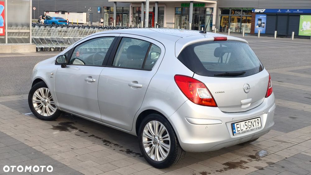 Opel Corsa 1.4 16V Automatik Active - 3