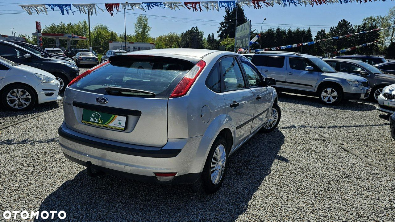 Ford Focus - 8