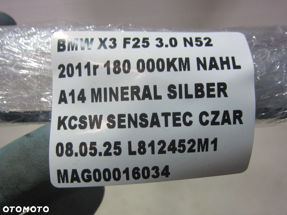 BMW X3 F25 LISTWA ZGARNIAJĄCA SZYBY PRAWA A14 MINERAL SILBER 51317286180 - 7