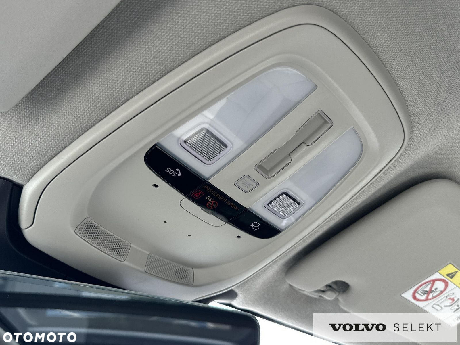 Volvo XC 40 - 32