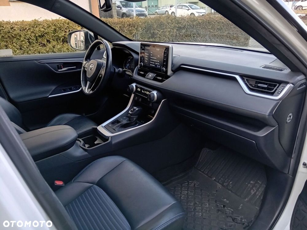 Toyota RAV4 2.5 Hybrid Selection 4x2 - 6