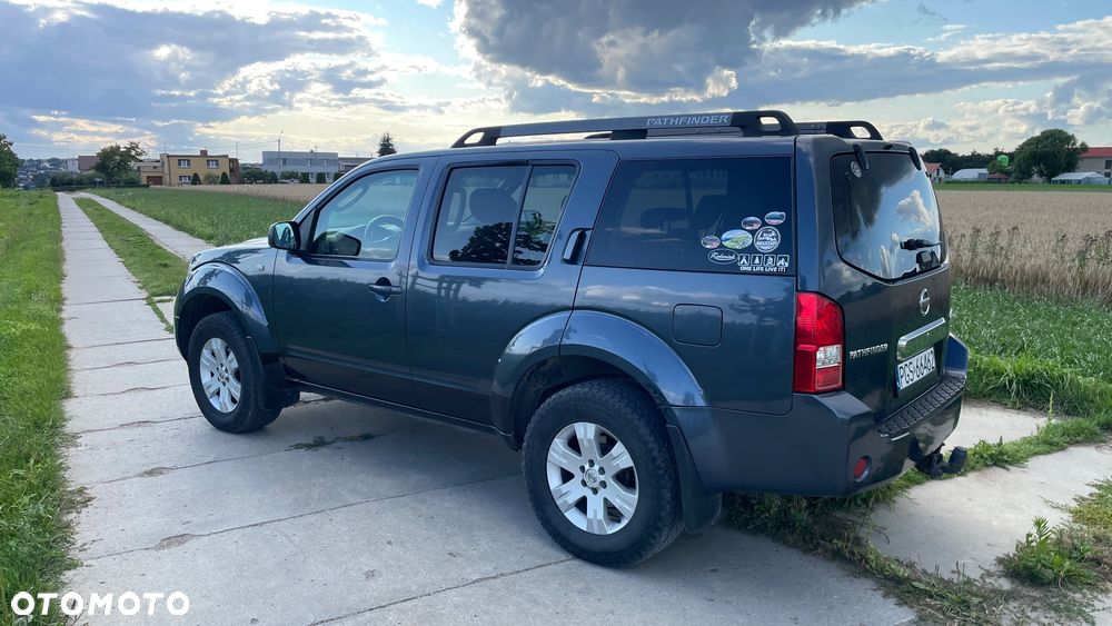 Nissan Pathfinder 2.5 DCi Comfort / XE - 7