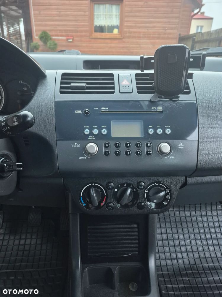 Suzuki Swift 1.5 Comfort+ - 17