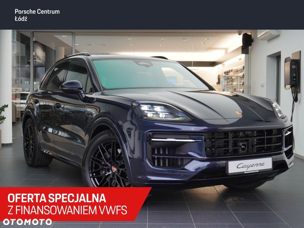 Porsche Cayenne E-Hybrid PHEV Black Edition - 2