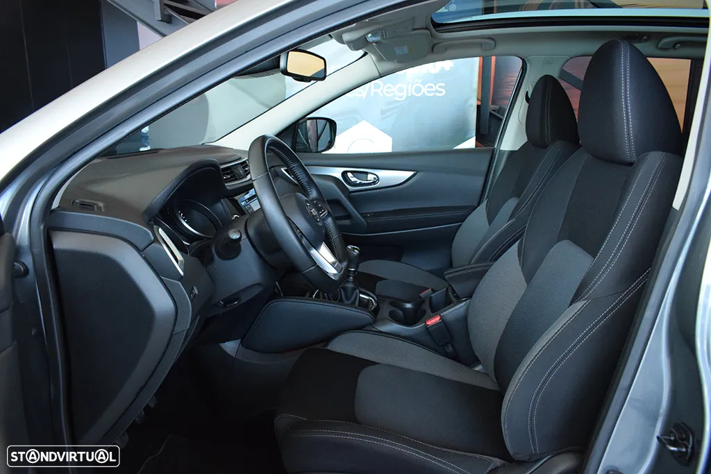 Nissan Qashqai 1.5 dCi Tekna Premium - 9