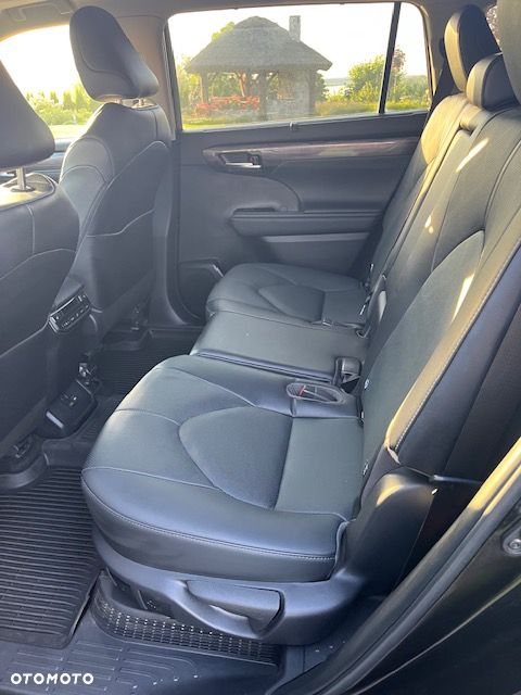 Toyota Highlander 2.5 Hybrid Executive - 19