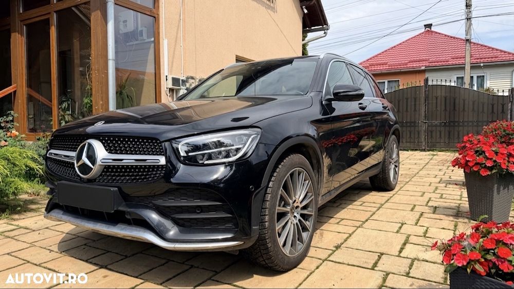 Mercedes-Benz GLC 300 d 4MATIC - 4
