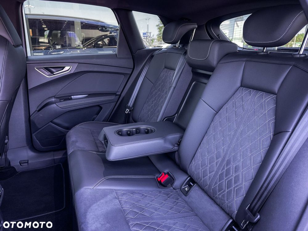 Audi Q4 e-tron - 40