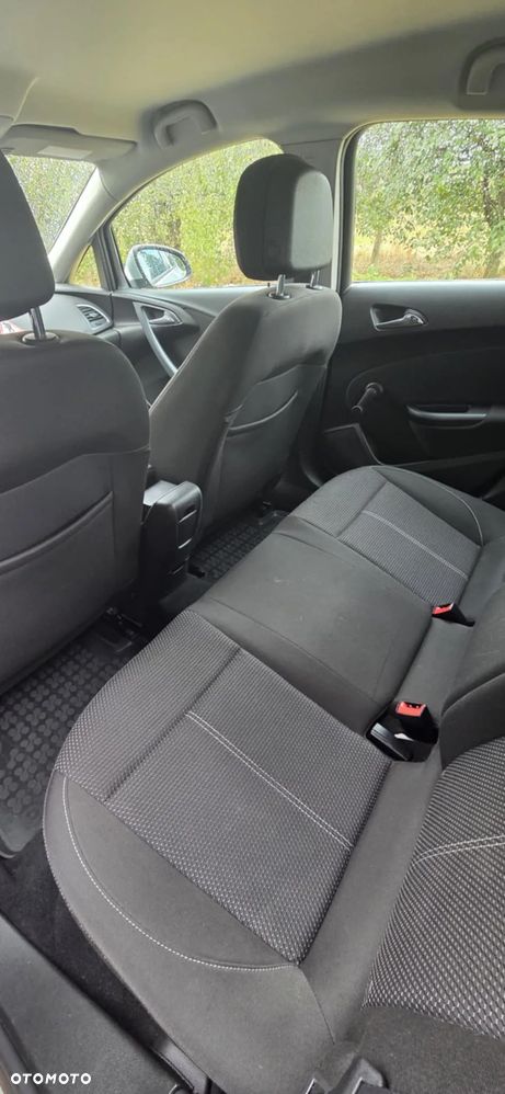 Opel Astra IV 1.4 T Enjoy - 5