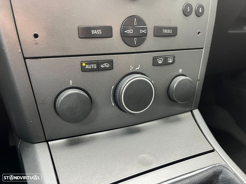 Opel Astra 1.7 CDTi Elegance - 13