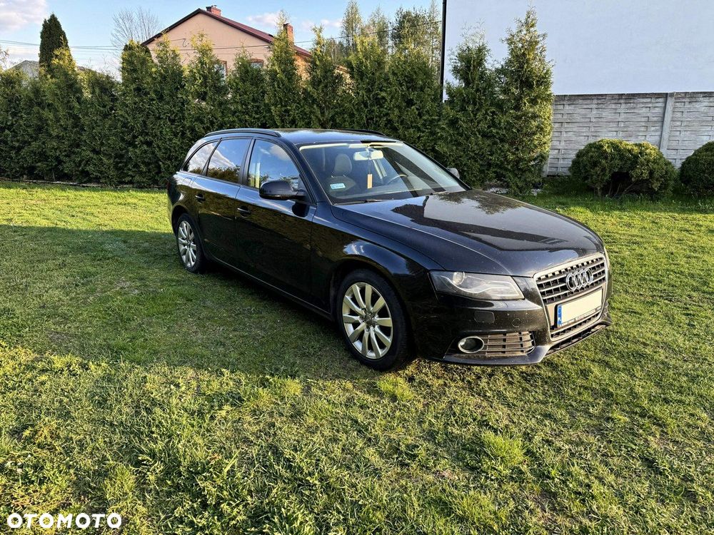 Audi A4 Avant 2.0 TDI DPF Ambiente - 10
