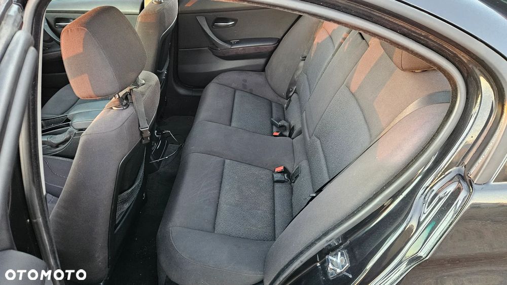 BMW Seria 3 320d - 13