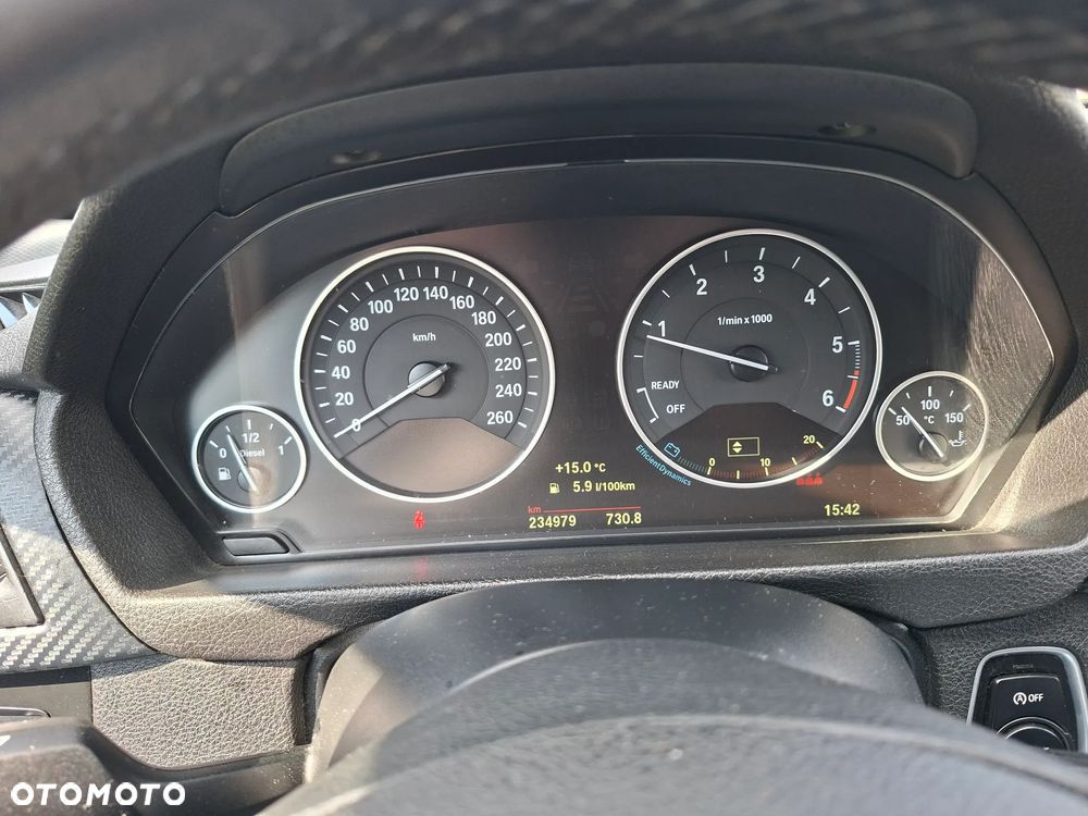 BMW Seria 3 320d - 11