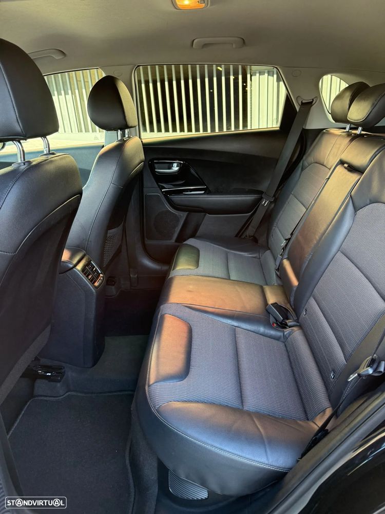 Kia Niro 1.6 GDi HEV - 10