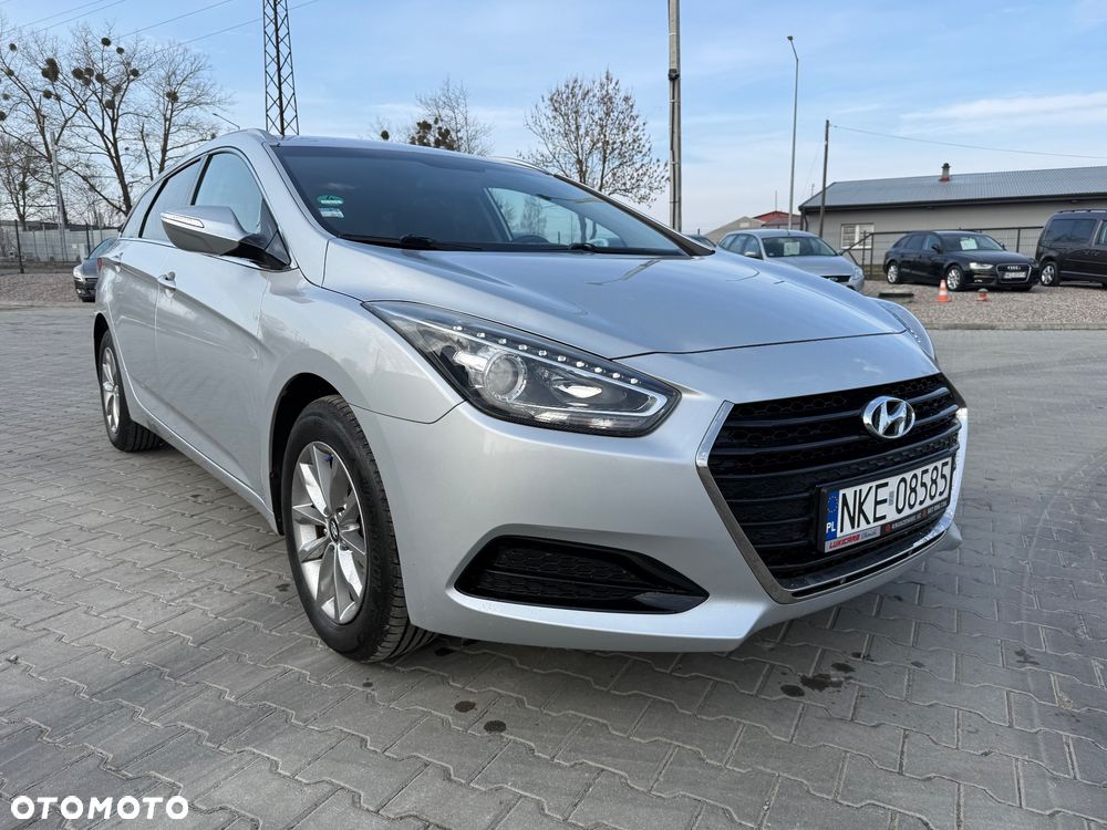 Hyundai i40 Kombi 1.7 CRDi Premium - 16