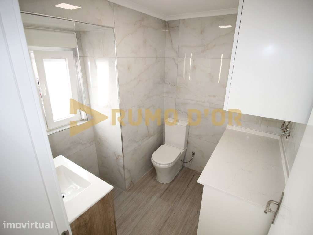 Moradia totalmente remodelada em Cadafais - Grande imagem: 5/16