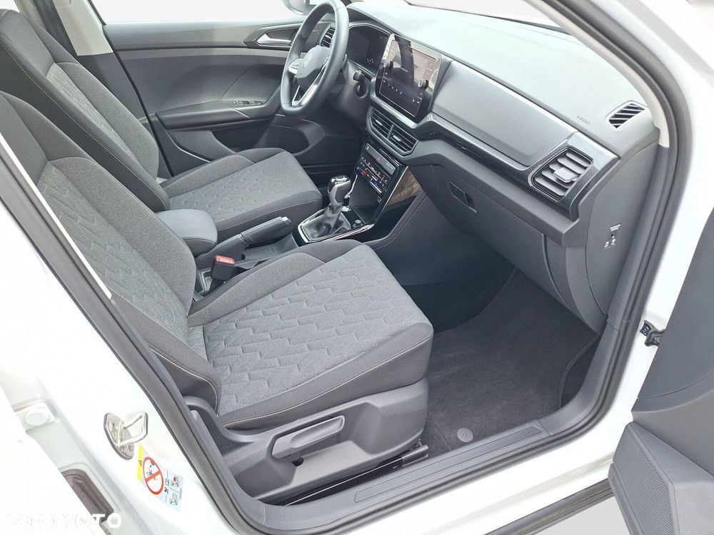 Volkswagen T-Cross 1.0 TSI Life DSG - 24