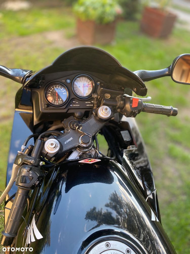 Honda CBR - 5