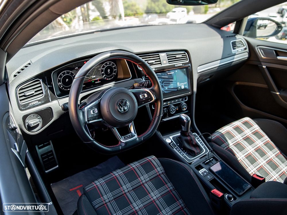 VW Golf 2.0 TSI GTI DSG Performance - 22