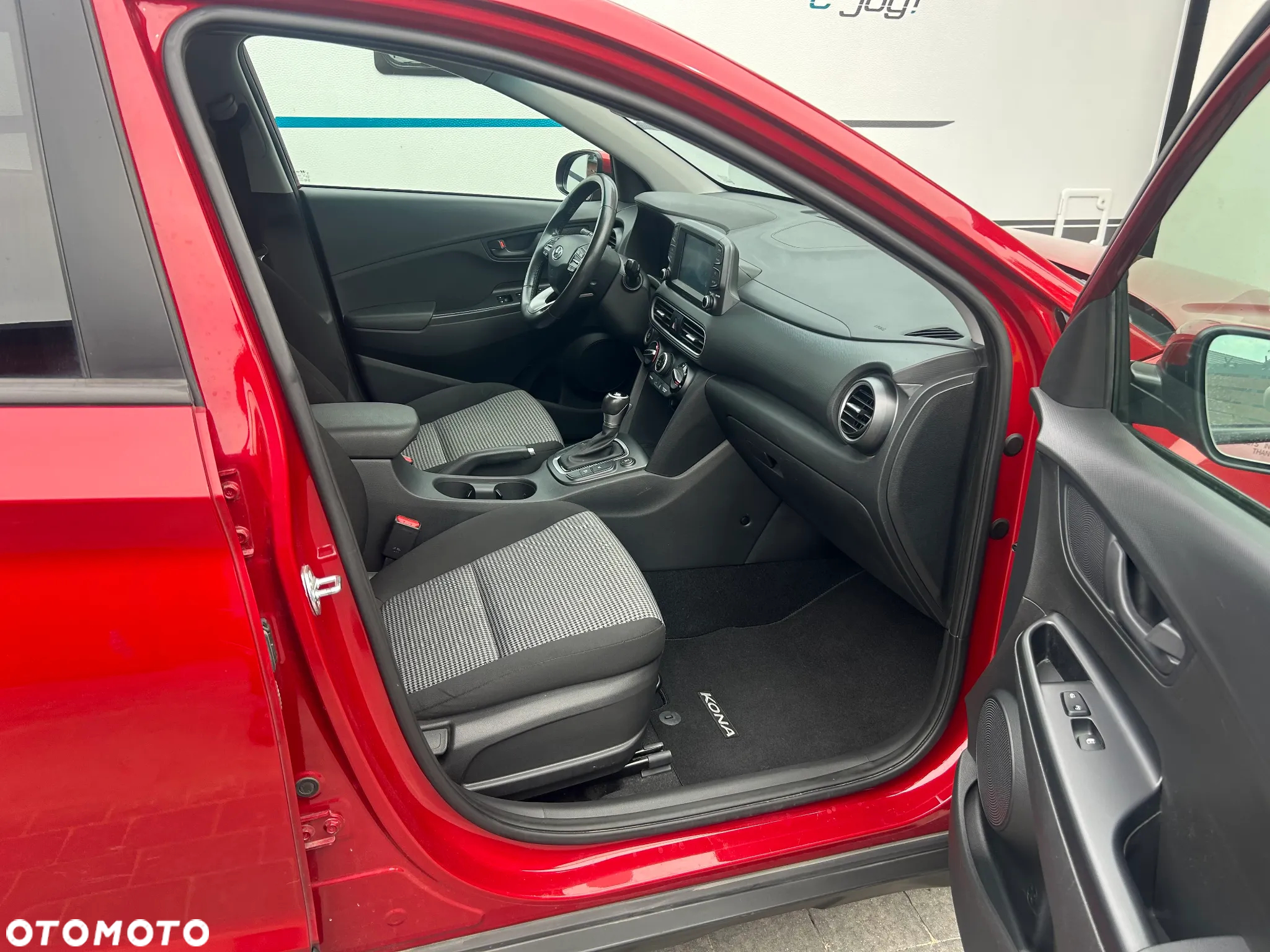 Hyundai Kona - 9