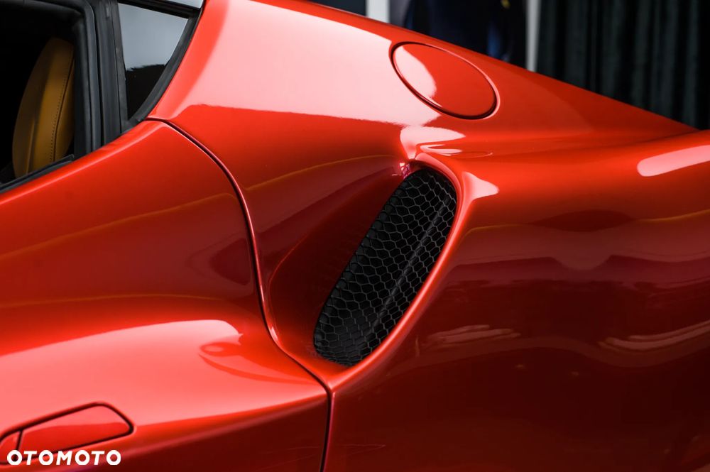 Ferrari 296 GTB - 14