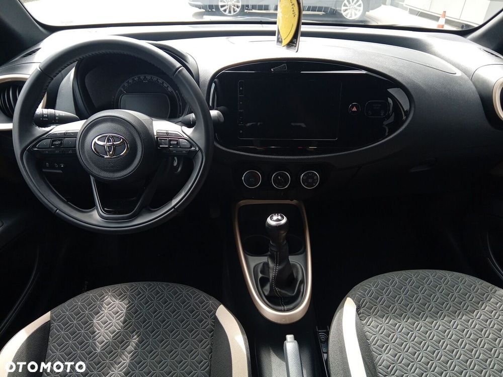 Toyota Aygo X - 15