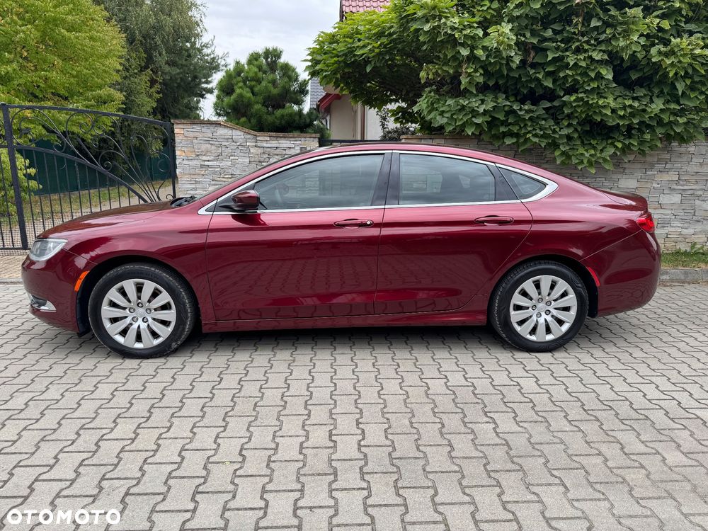 Chrysler 200 - 11