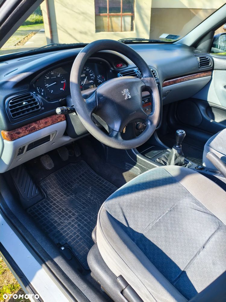 Peugeot 406 - 9