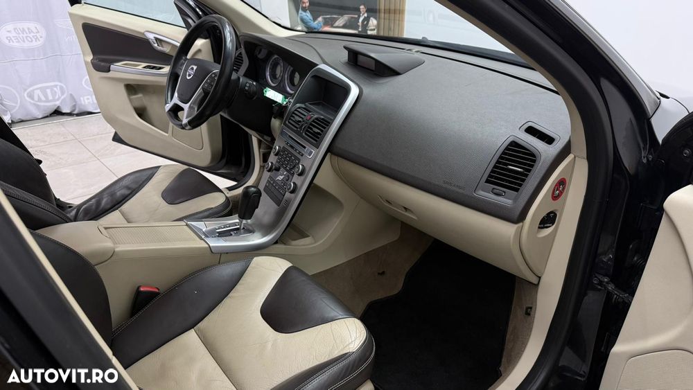 Volvo XC 60 D3 Aut. Summum - 8