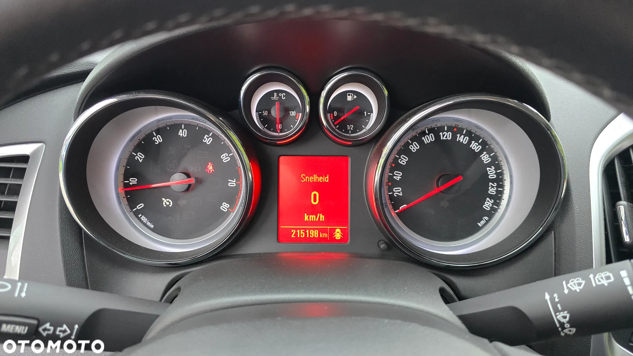 Opel Astra 1.4 Turbo Cosmo - 12