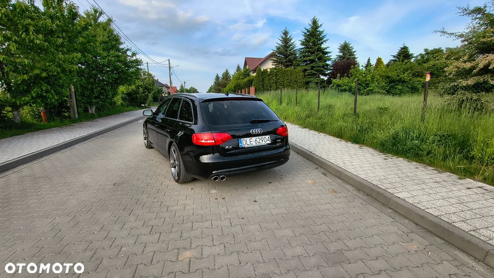 Audi A4 Avant 2.0 TDI DPF clean diesel Ambiente - 7
