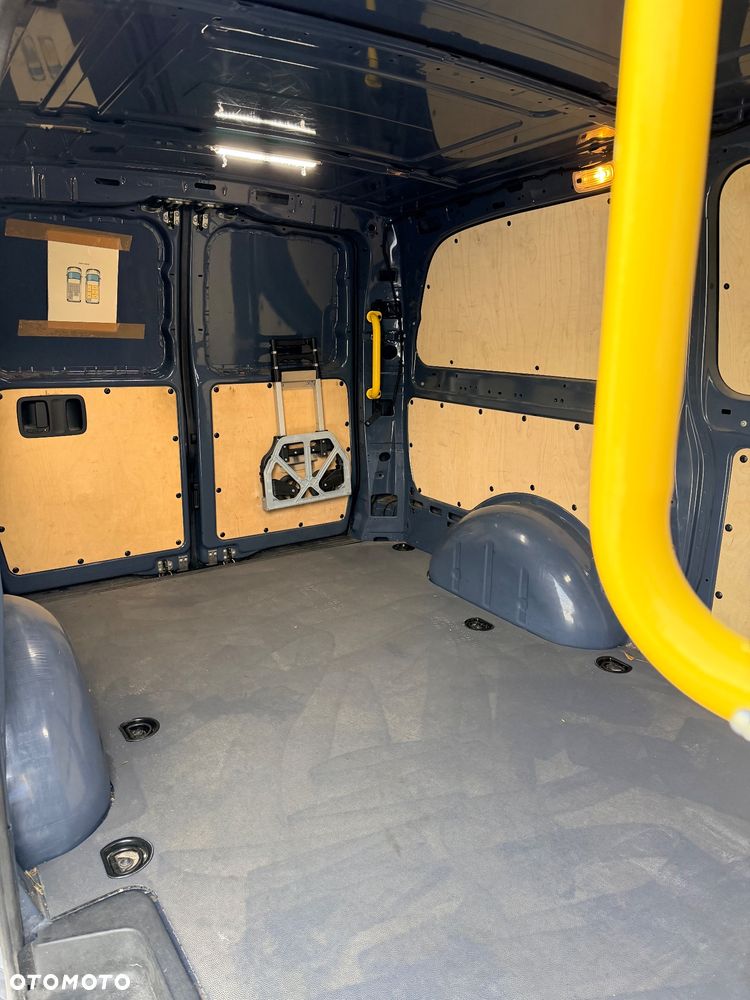 Mercedes-Benz Vito - 12