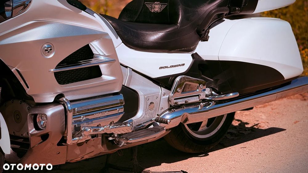 Honda GL - 13